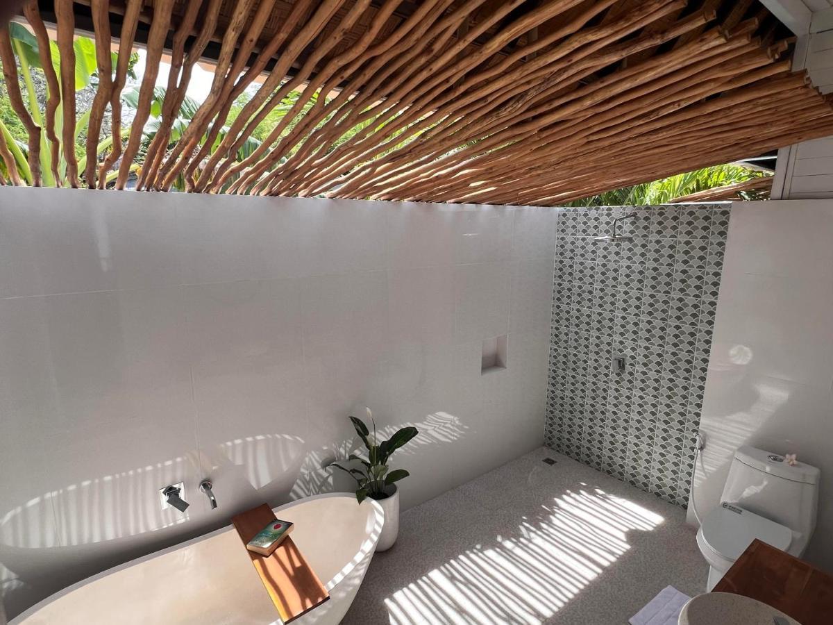 Mista Ceningan'S Beach Bungalows Previously The Kubu 221 Lembongan Zewnętrze zdjęcie