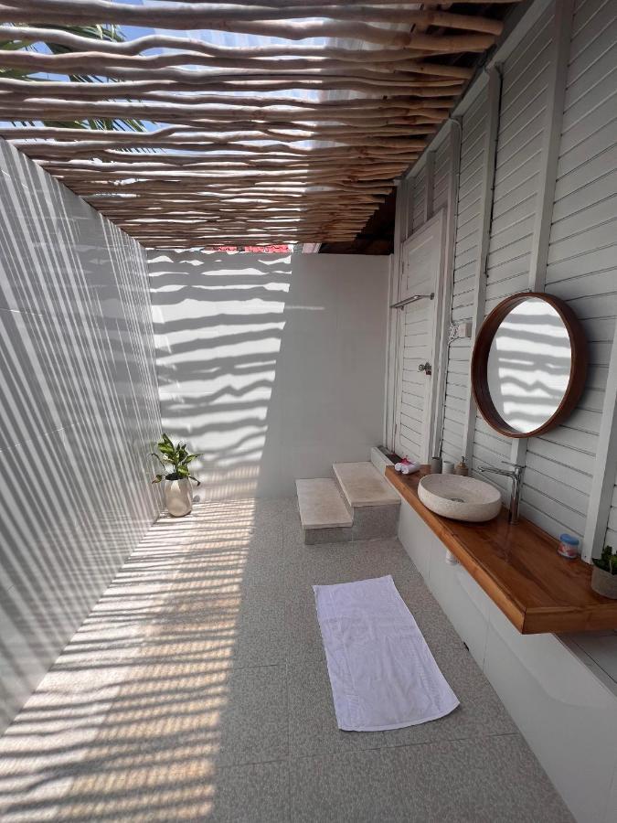 Mista Ceningan'S Beach Bungalows Previously The Kubu 221 Lembongan Zewnętrze zdjęcie