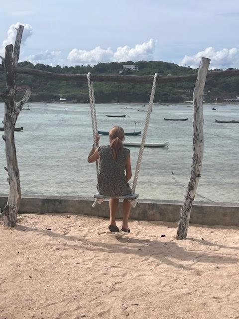 Mista Ceningan'S Beach Bungalows Previously The Kubu 221 Lembongan Zewnętrze zdjęcie